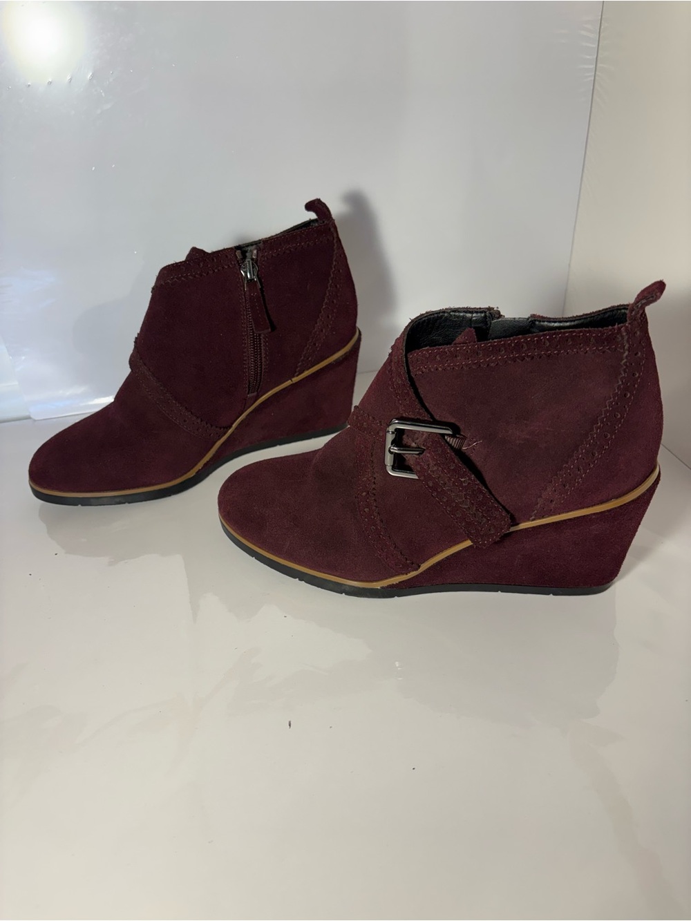 Franco Sarto Arielle Burgundy Suede Wedge Ankle Boots Buckle Women’s 7.5